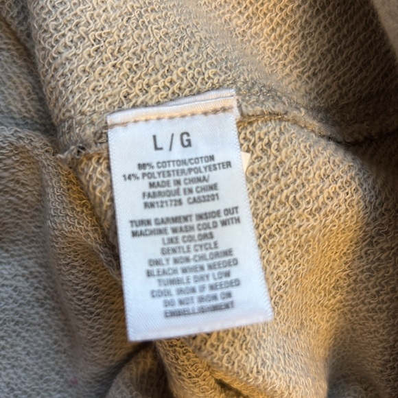 Aeropostale V-Neck Graphic Sweatshirt Black Lettering Long Sleeve Gray Size L - Picture 5 of 5